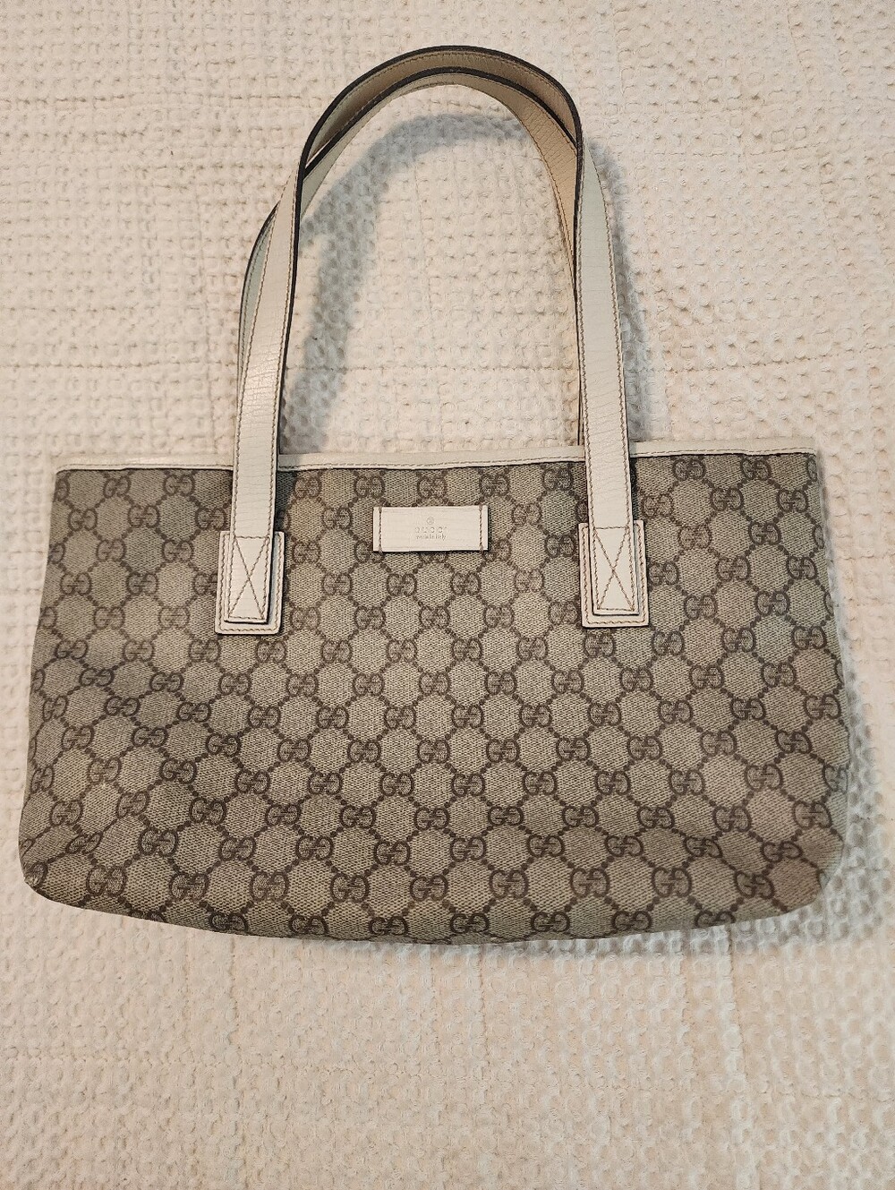 Gucci Beige GG Heavy Vinyl Tote with White Leather Handles Good Condition